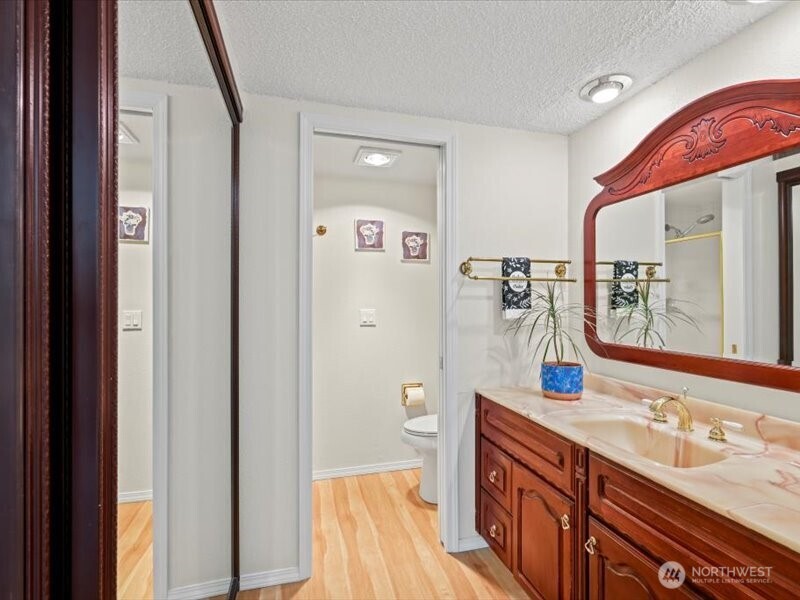 4641 W Lake Sammamish Parkway SE F205