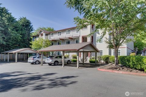 Photo of 14819 29th Avenue W #L304, Lynnwood, WA 98087 (MLS # 2524949)