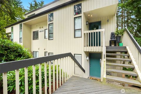 Photo of 3517 109th Place NE #4, Bellevue, WA 98004 (MLS # 2553238)