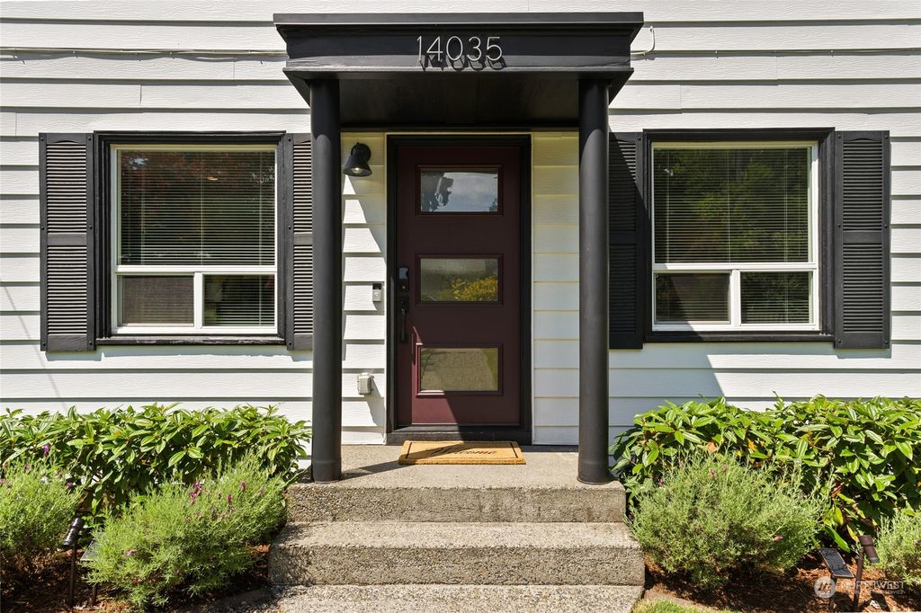 Photo of 14035 2nd Avenue NW, Seattle, WA 98177 (MLS # 2259995)
