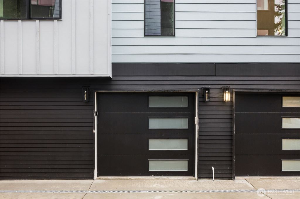 Photo of 1012 A NE 70th Street, Seattle, WA 98115 (MLS # 2460532)