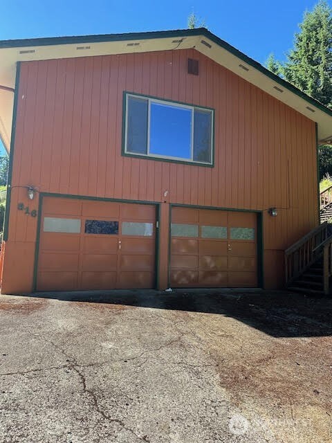 816 Sunrise Lane