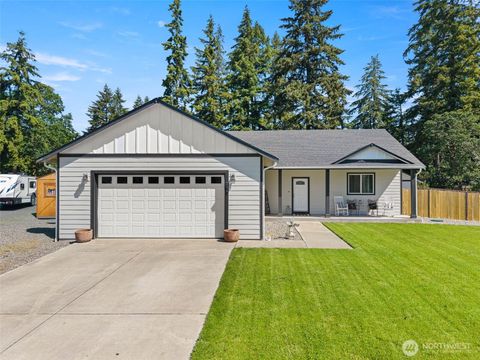 Photo of 206 Middleton Court SE, Rainier, WA 98576 (MLS # 2531587)