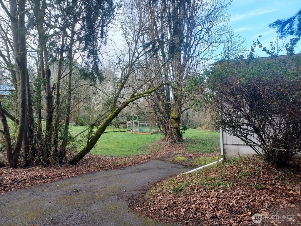 Photo of 714 Union Avenue, Steilacoom, WA 98388 (MLS # 2493927)