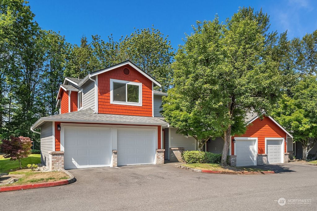 Photo of 23123 15th Avenue SE #I1, Bothell, WA 98021 (MLS # 2074210)