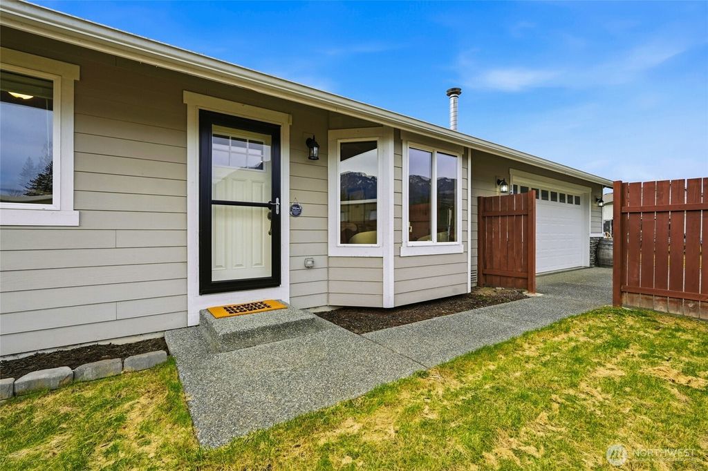 Photo of 108 Leroy Road, Gold Bar, WA 98251 (MLS # 2463966)