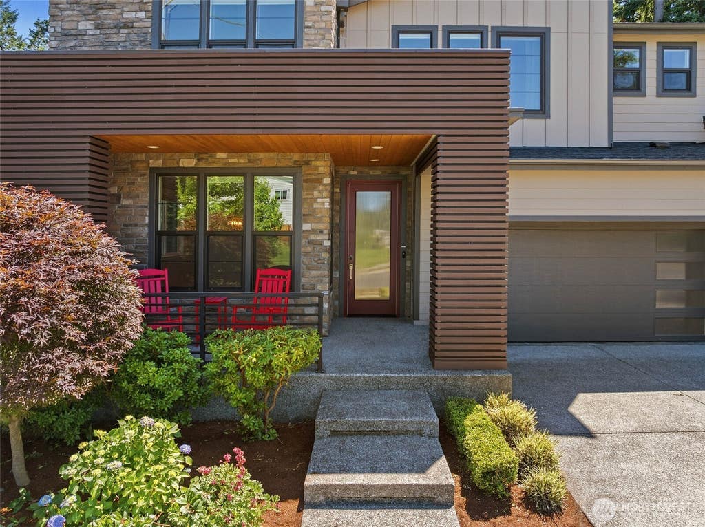 Photo of 9307 NE 173rd Street, Bothell, WA 98011 (MLS # 2535278)