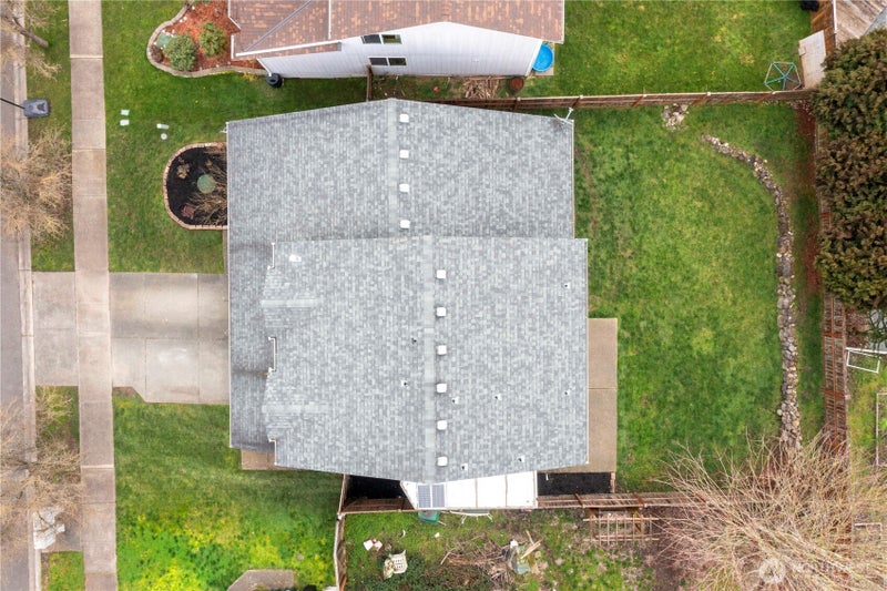 16541 Rainier View Drive SE