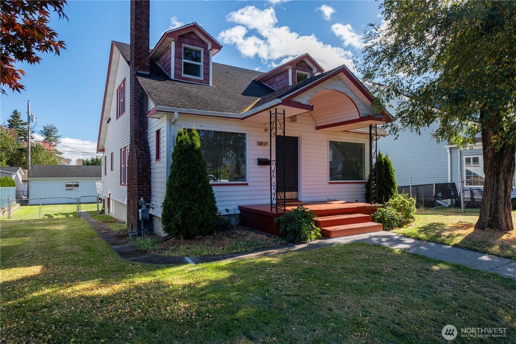 Photo of 3817 Fawcett Avenue, Tacoma, WA 98418 (MLS # 2592650)