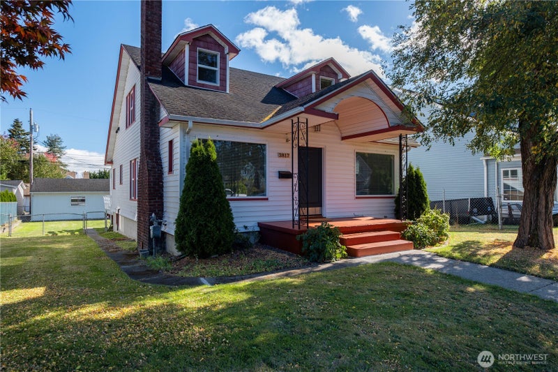 3817 Fawcett Avenue
