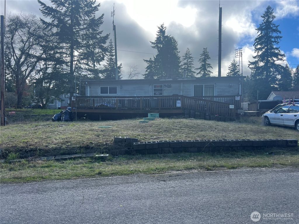 Photo of 5830 SW Northview Drive, Port Orchard, WA 98367 (MLS # 2492777)