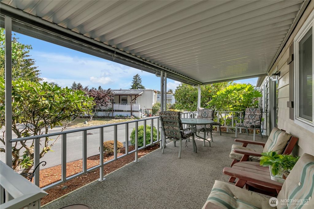 Photo of 3205 S 183rd Place, SeaTac, WA 98188 (MLS # 2422922)