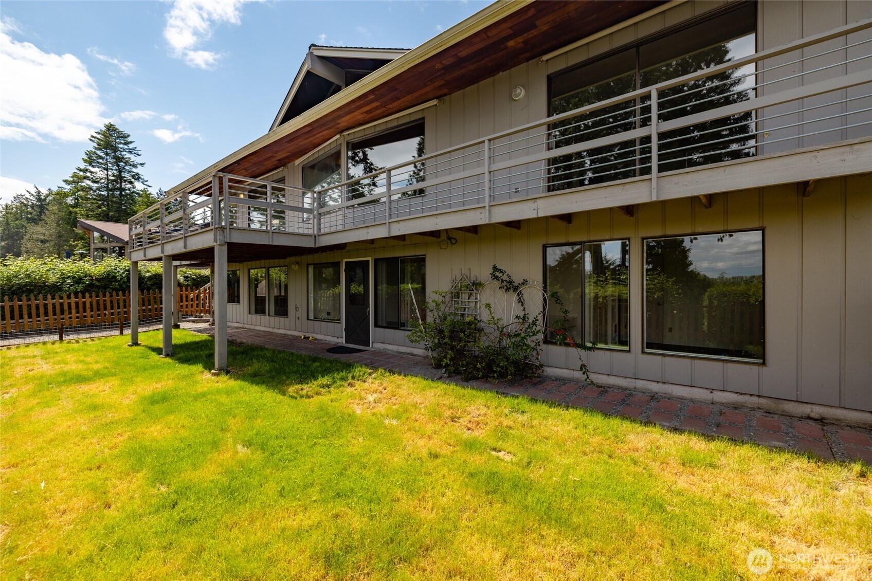 228 Skagit Way