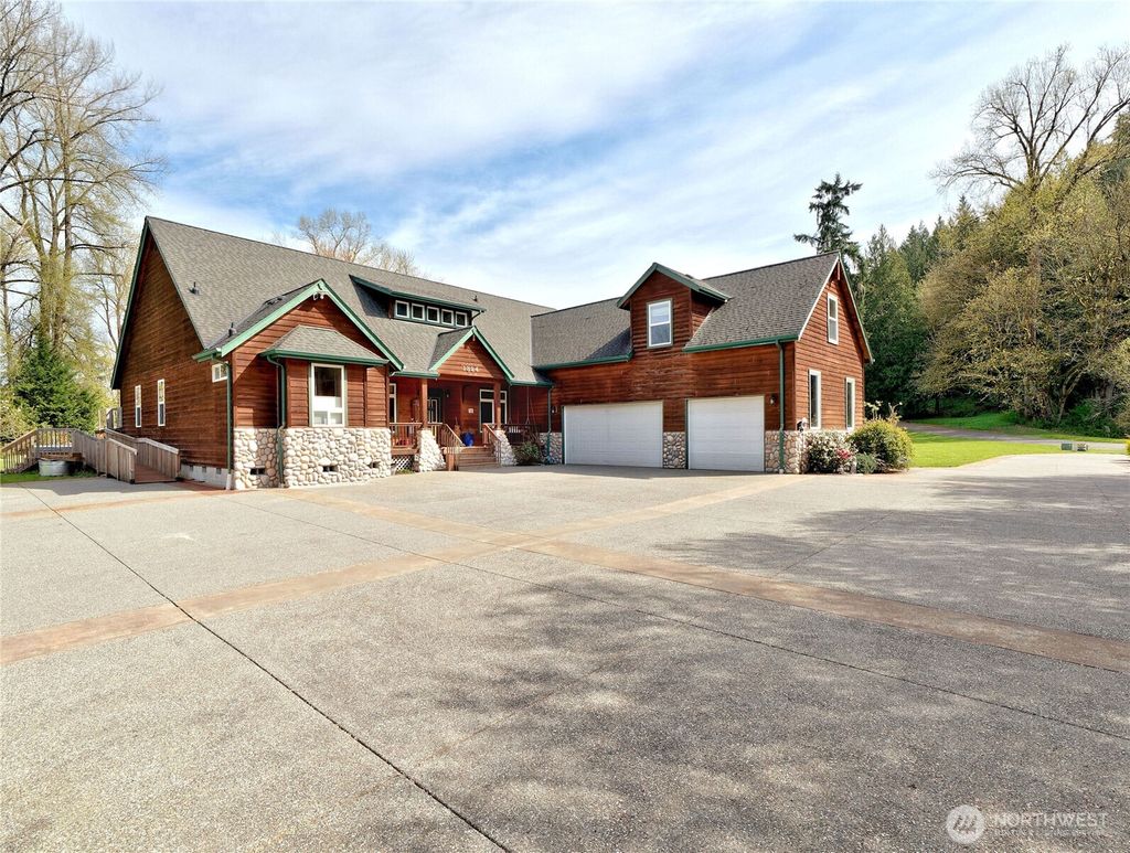 Photo of 1324 145th Avenue SE, Snohomish, WA 98290 (MLS # 2356703)