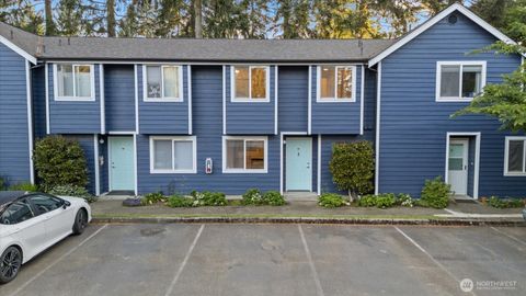Photo of 21904 56th Avenue W #B2, Mountlake Terrace, WA 98043 (MLS # 2525045)