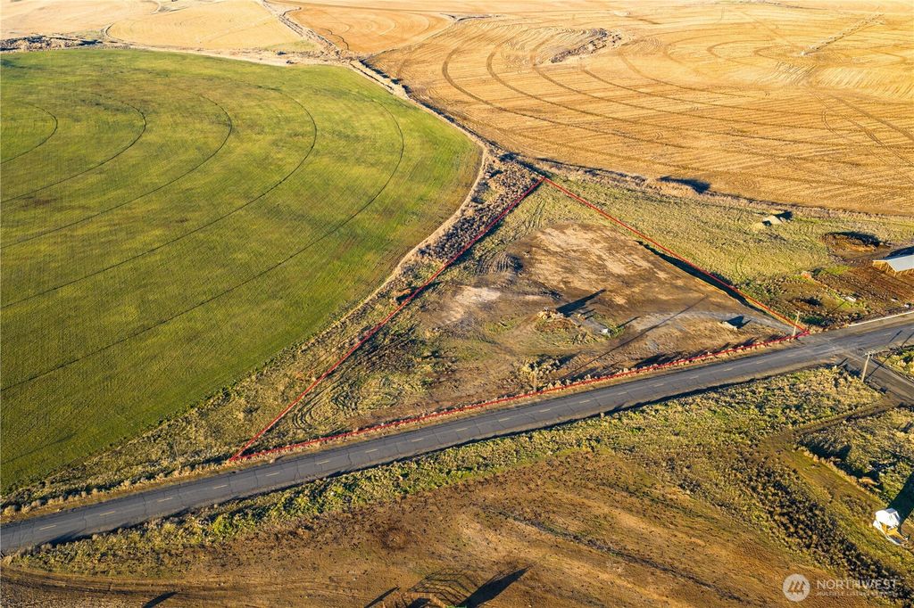 Photo of 2 XXX Mae Valley Road NE, Moses Lake, WA 98837 (MLS # 2485038)