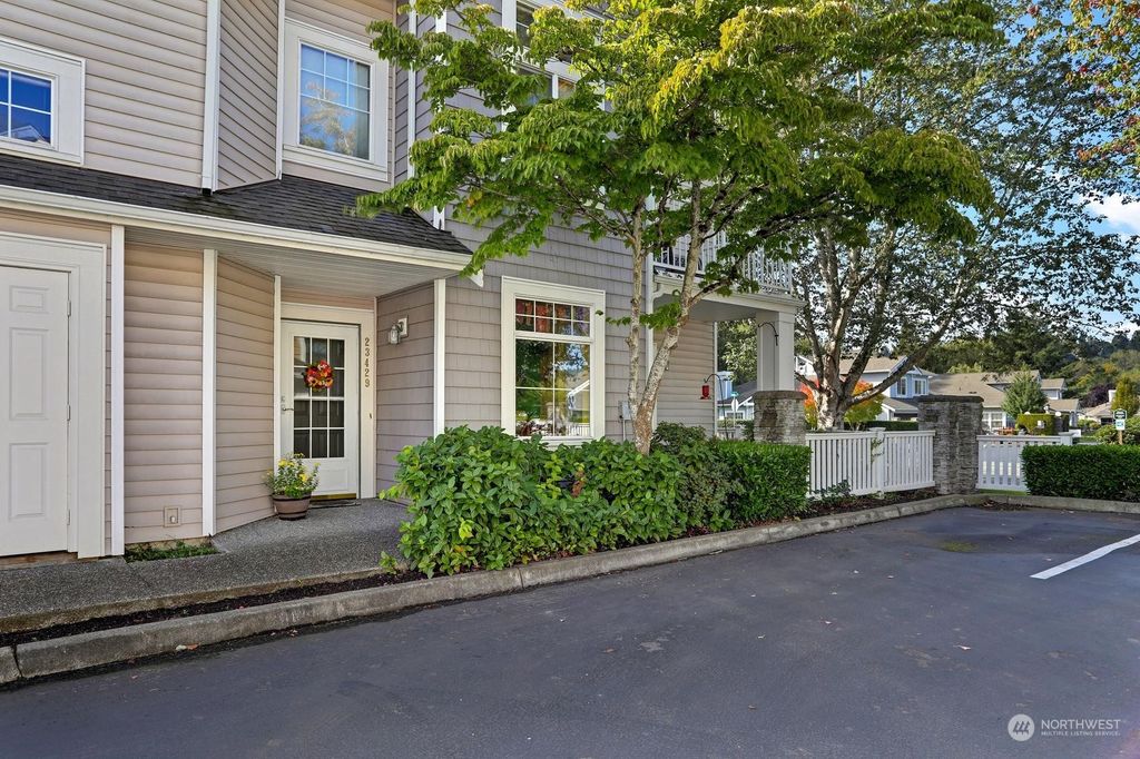 Photo of 23429 54th Avenue S #24-6, Kent, WA 98032 (MLS # 2167560)