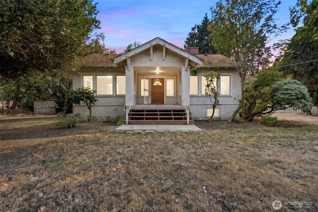 Photo of 419 S 150th Street, Burien, WA 98148 (MLS # 2575379)