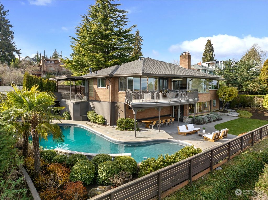 Photo of 1534 32nd Avenue S, Seattle, WA 98144 (MLS # 2052617)
