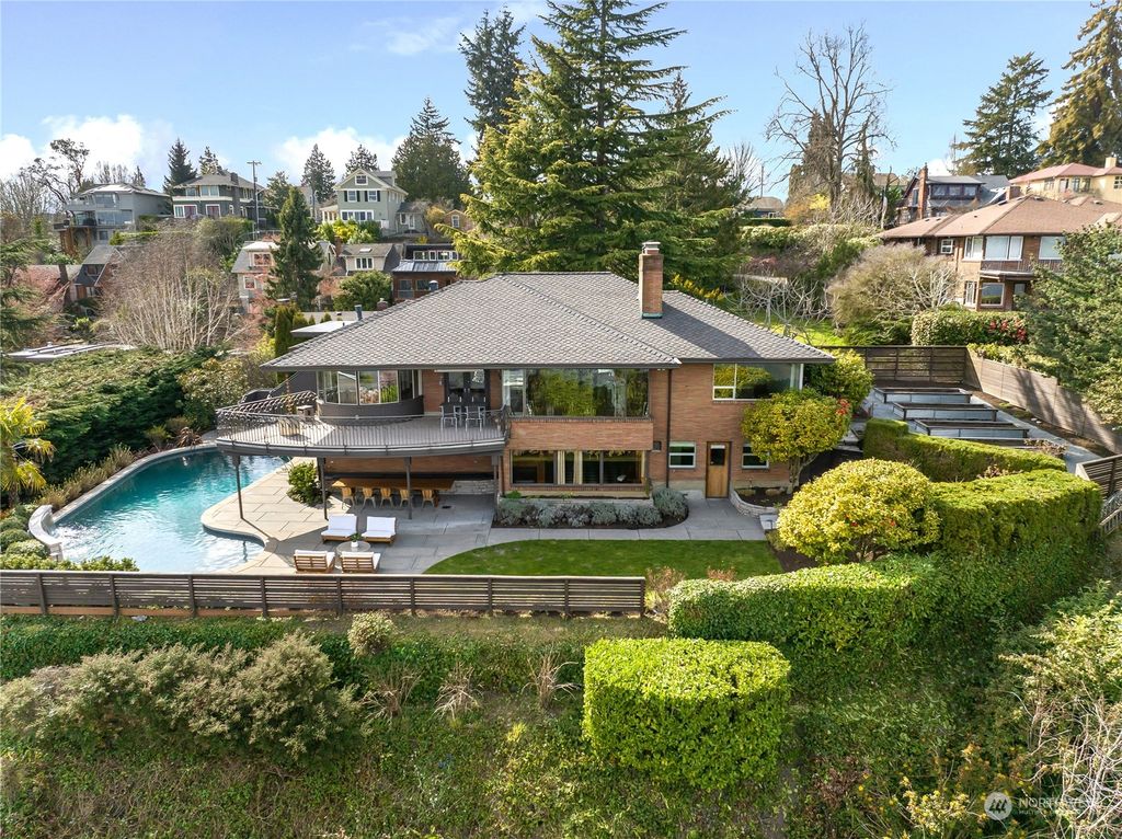 Photo of 1534 32nd Avenue S, Seattle, WA 98144 (MLS # 2052617)