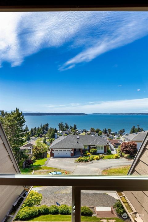 A home in Camano Island