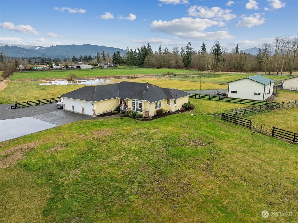 Photo of 40404 244th Avenue SE, Enumclaw, WA 98022 (MLS # 2319906)
