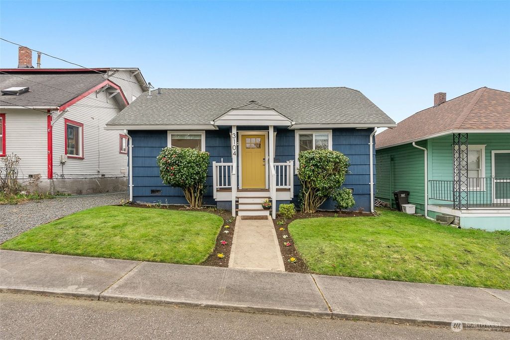 Photo of 3104 Tulalip Avenue, Everett, WA 98201 (MLS # 2215193)