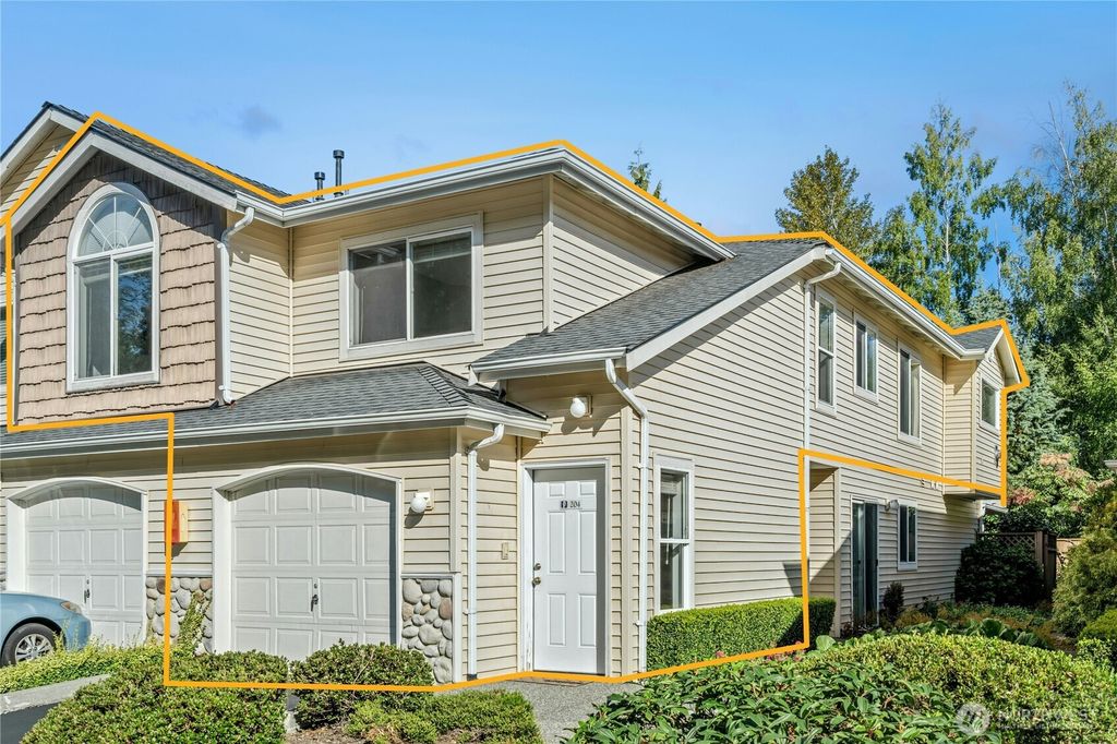 Photo of 725 SW 115th Street SW #BB 204, Everett, WA 98204 (MLS # 2439269)