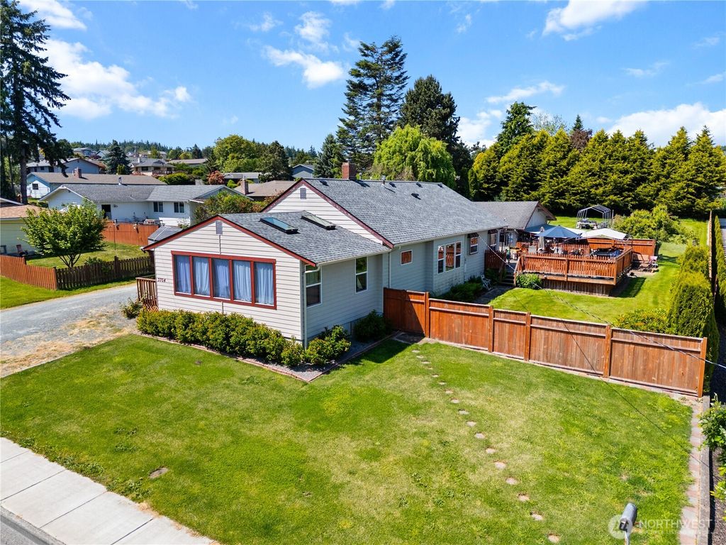Photo of 3704 Commercial Avenue, Anacortes, WA 98221 (MLS # 2522669)