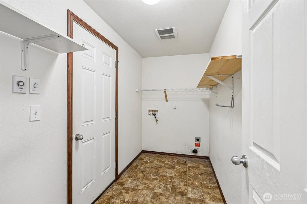 Photo of 14626 47th Avenue NE, Marysville, WA 98271 (MLS # 2546633)