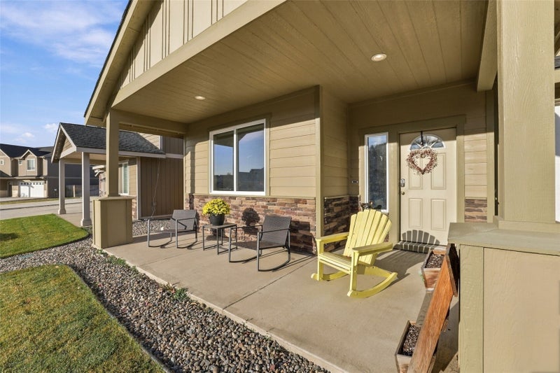 2313 N Sunnyview Lane