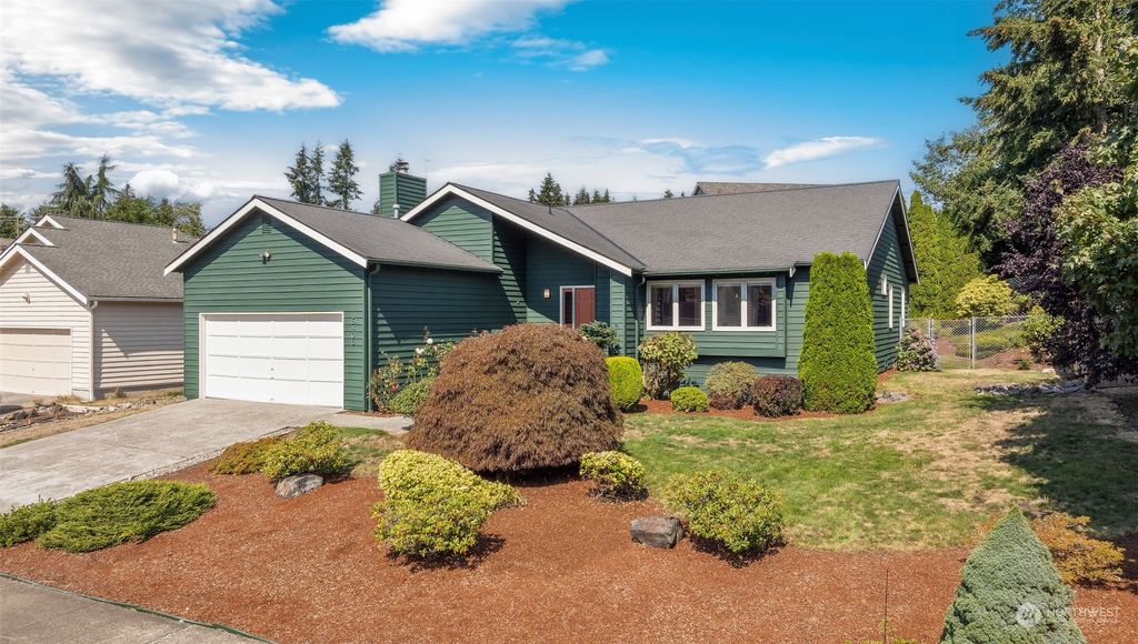 Photo of 5405 169th Place SW, Lynnwood, WA 98037 (MLS # 2282772)