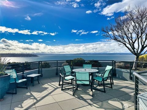 Photo of 2621 2nd Avenue #1005, Seattle, WA 98121 (MLS # 2429918)