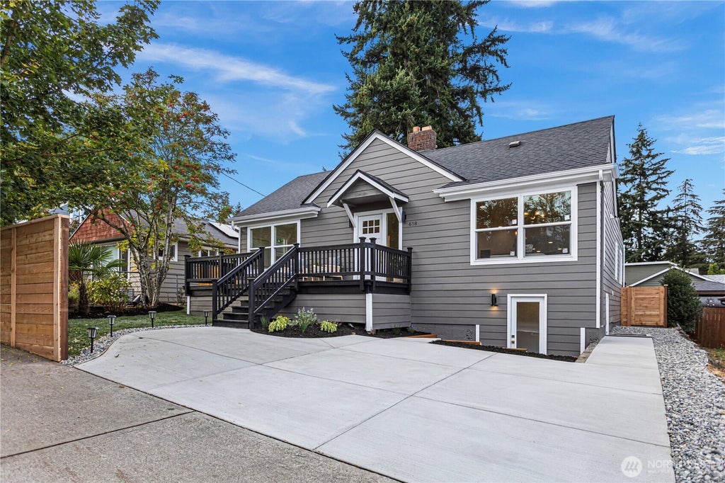 Photo of 618 N 125th Street, Seattle, WA 98133 (MLS # 2578351)