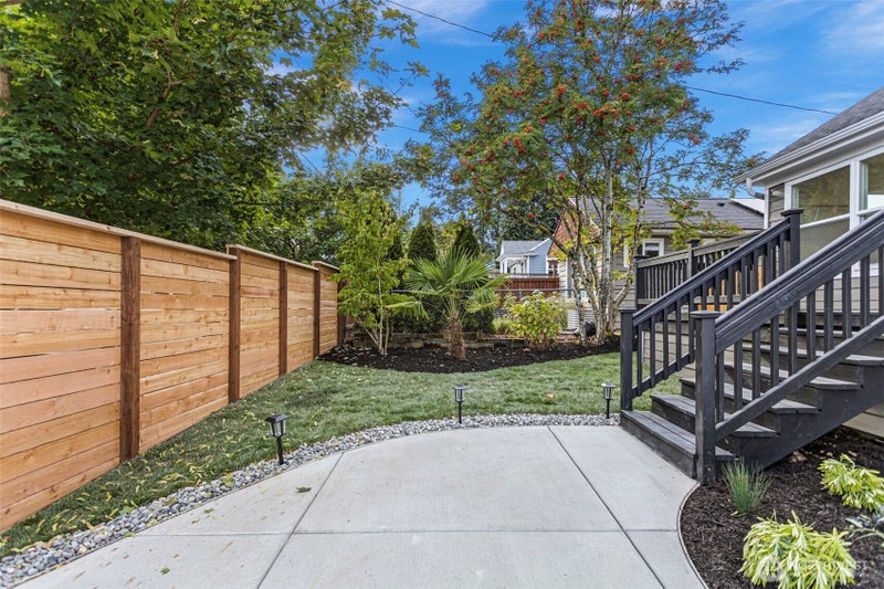 618 N 125th Street
