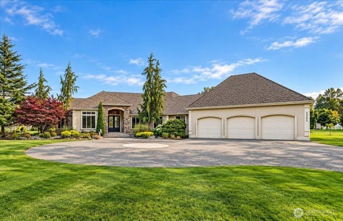 Photo of 23405 93rd Street E, Buckley, WA 98321 (MLS # 2582330)
