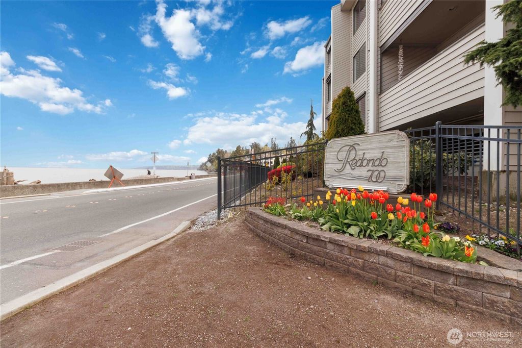 Photo of 700 S 282nd Street #722, Des Moines, WA 98198 (MLS # 2508362)