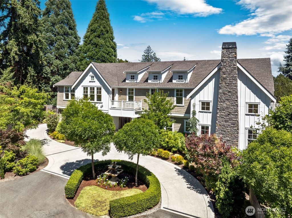 Photo of 10236 Kaylen Place SE, Bellevue, WA 98004 (MLS # 2410132)