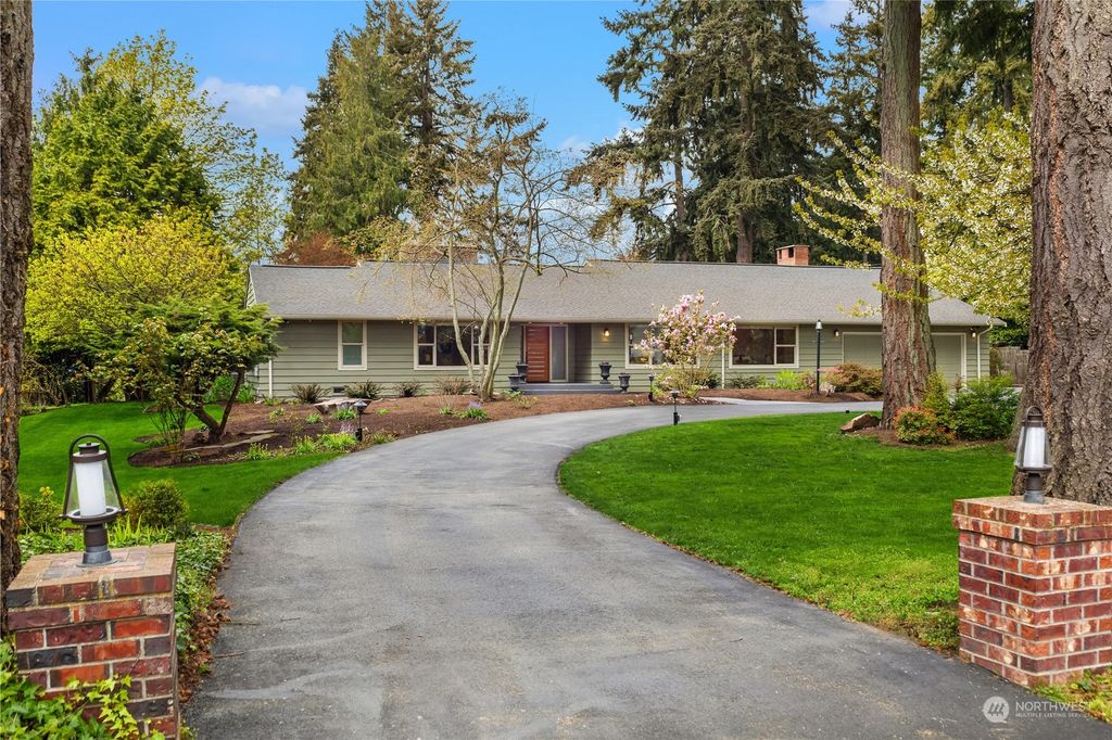 Photo of 14001 3rd Avenue NW, Seattle, WA 98177 (MLS # 2226028)