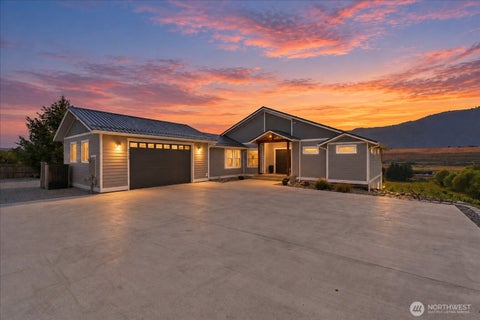 Photo of 2259 Washington Street, Manson, WA 98831 (MLS # 2578355)
