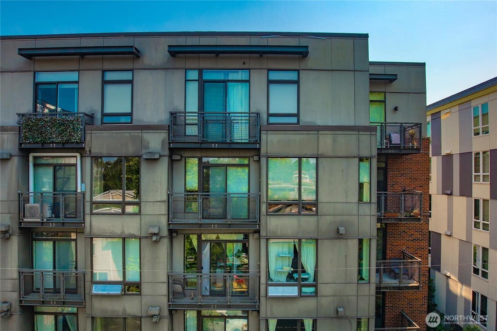 Photo of 4547 8th Avenue NE #504, Seattle, WA 98105 (MLS # 2567706)