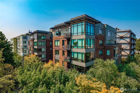 Photo of 4547 8th Avenue NE #504, Seattle, WA 98105 (MLS # 2567706)