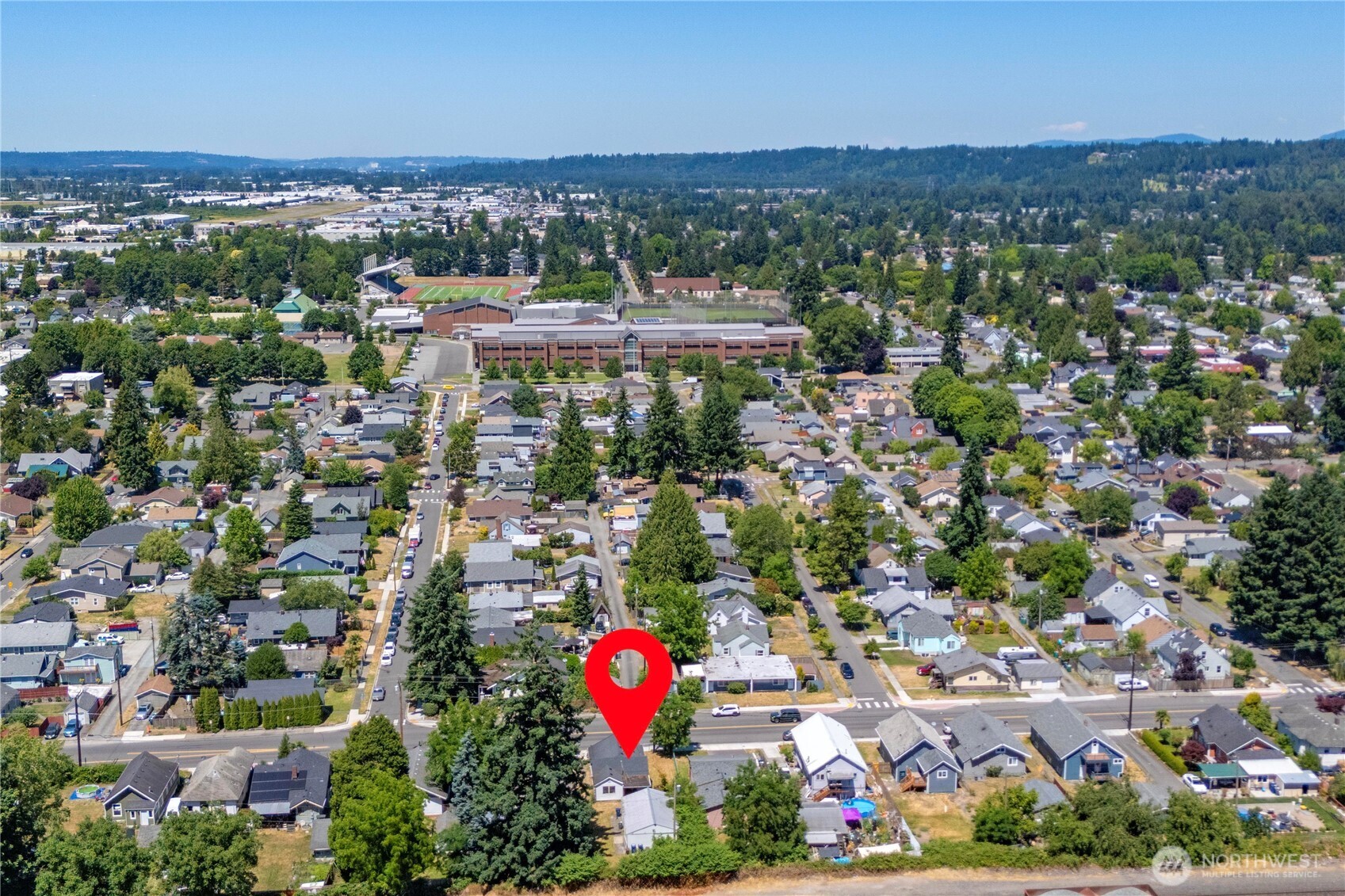 710 4th Street SE
