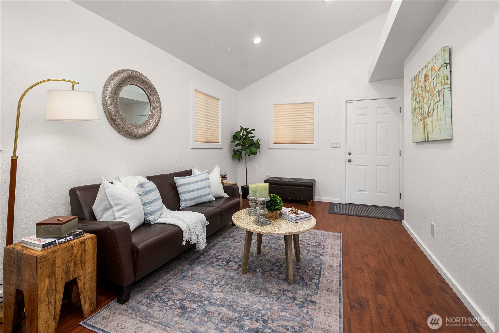 710 4th Street SE