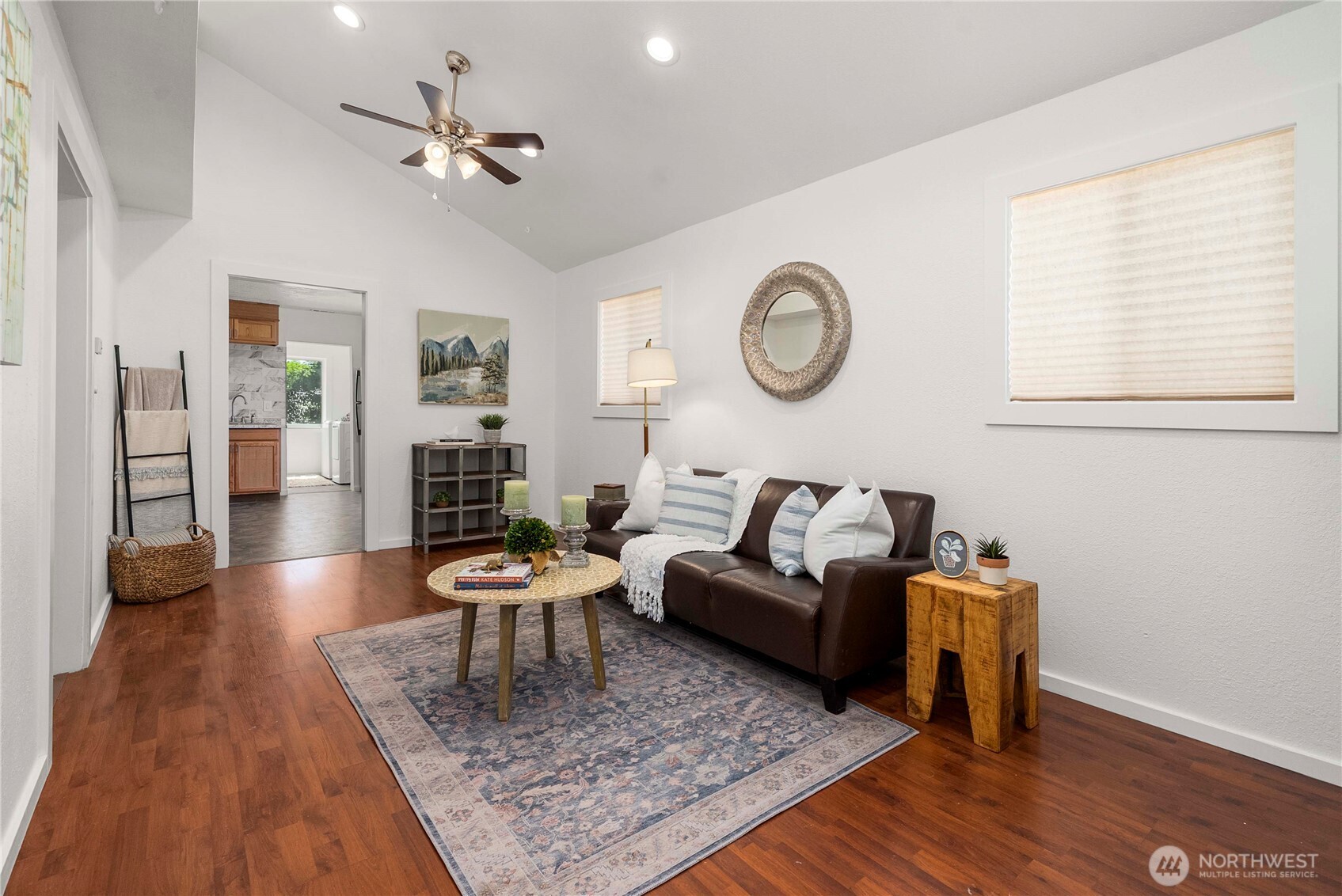 710 4th Street SE