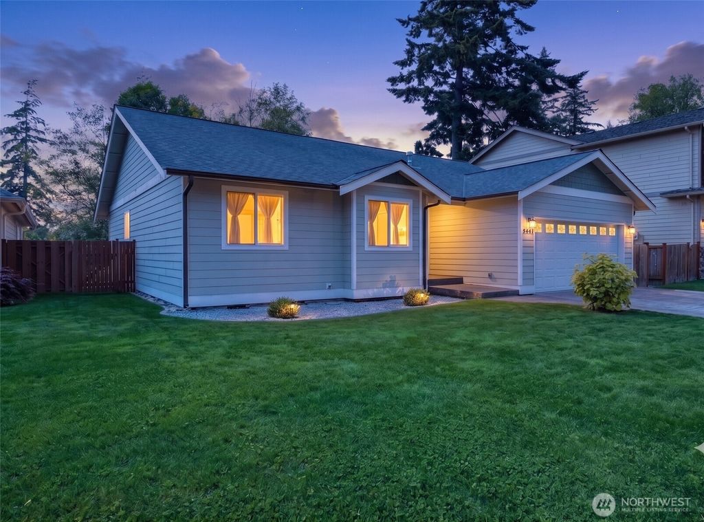 Photo of 7947 E Golf Course Drive, Blaine, WA 98230 (MLS # 2559371)