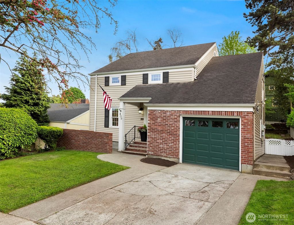 Photo of 409 W Dravus Street, Seattle, WA 98119 (MLS # 2524145)