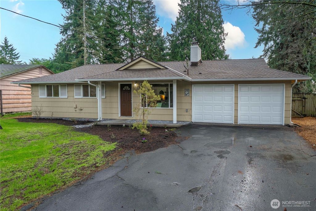 Photo of 525 SW 302nd Street, Federal Way, WA 98023 (MLS # 2466602)