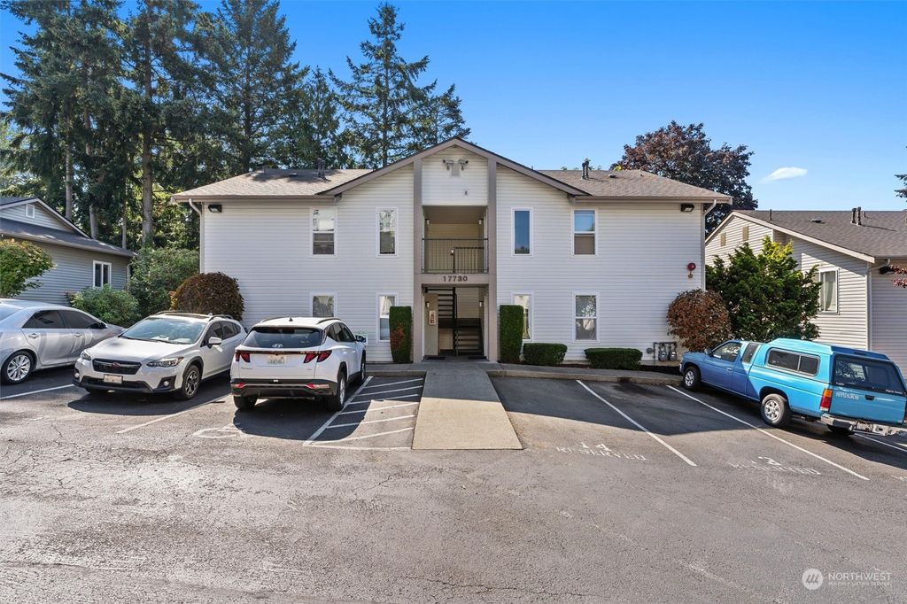 Photo of 17730 12th Avenue NE, Shoreline, WA 98155 (MLS # 2305391)