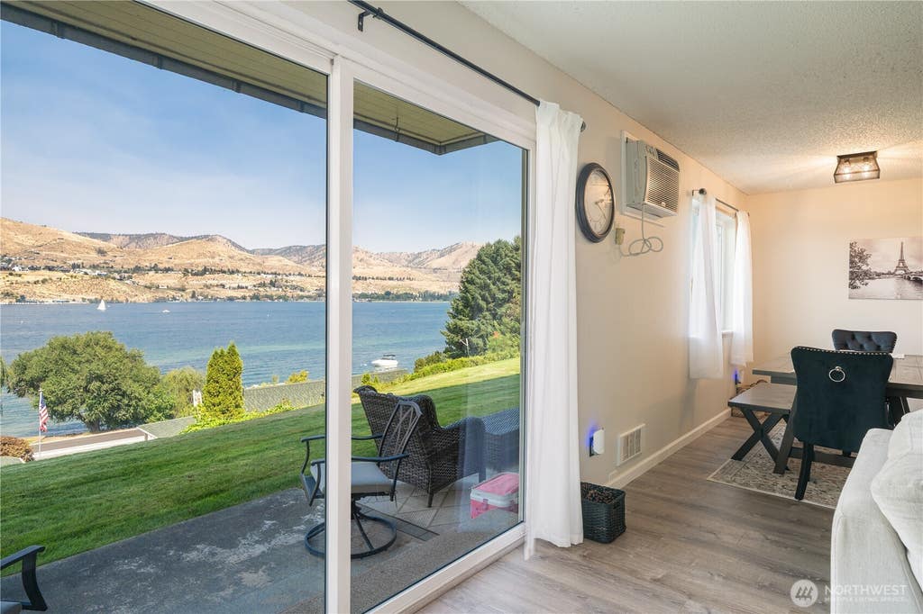 Photo of 1902 W Prospect Street #105, Chelan, WA 98816 (MLS # 2563725)